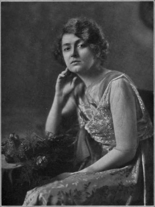 Look For The Difference StudioLightMagazine1915 184