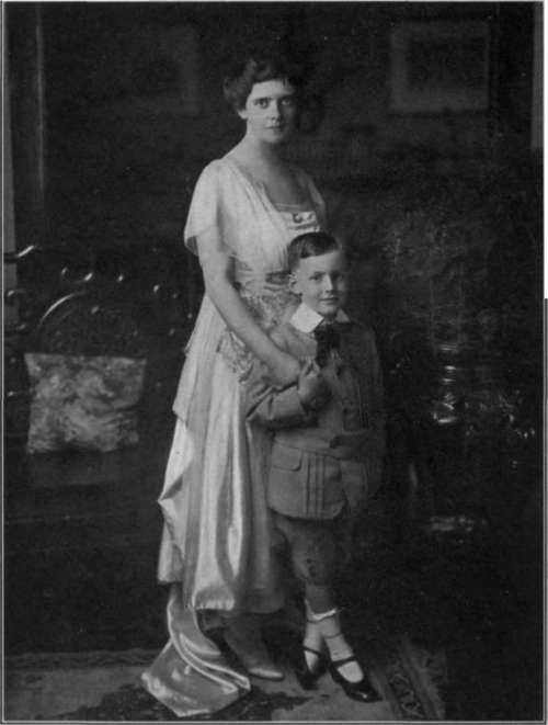 A Fall Hint StudioLightMagazine1918 209