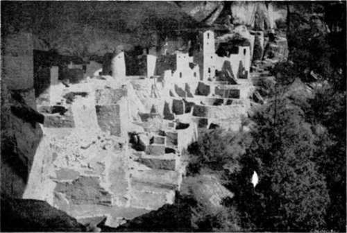 A Mesa Verde cave dwelling