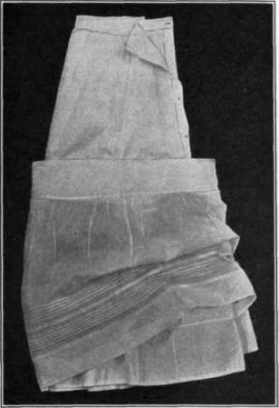 Fig. 6i. A simple petticoat.
