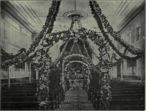 DECORATIONS FOR A WEDDING