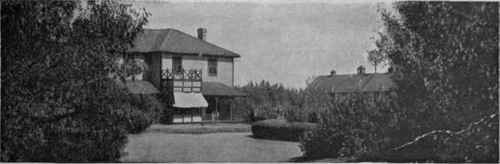 A model farn house in Western Canada Copyright Canadian Emigration Office