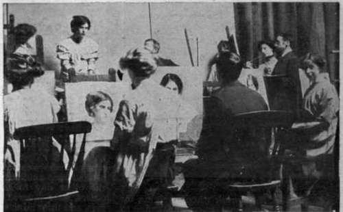 The portrait class. Several girl pupils have subsequently been enabled to earn livelihoods in various parts of the world as portrait painters