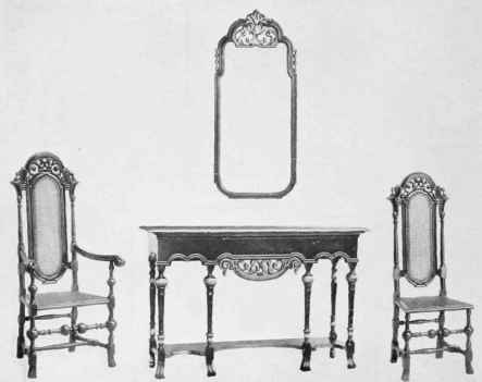HALL SUITE IN WALNUT.
