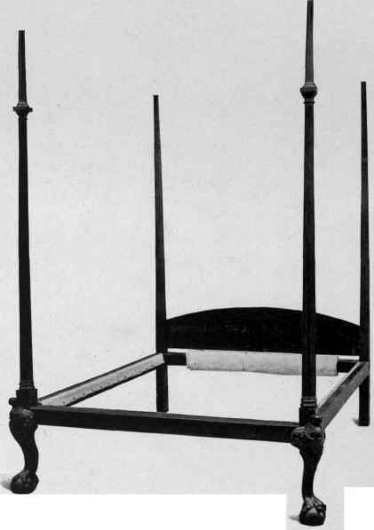 Cabriole Legged Bedstead, 1725 50.