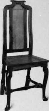 Cane Chair with cabriole legs, 1710 20.