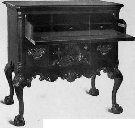 Dressing Table with desk drawer, 1760 75.
