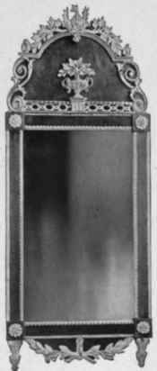 Luoking Glass with mahogany and gilt frame, 1785 95.