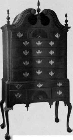 Scroll Top High Chest of Drawers, 1750 60.