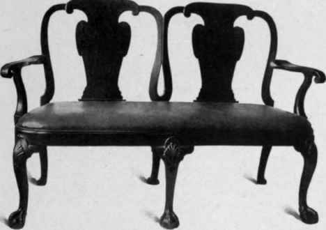 Settee with double chair back in Dutch style, first quarter eighteenth century.