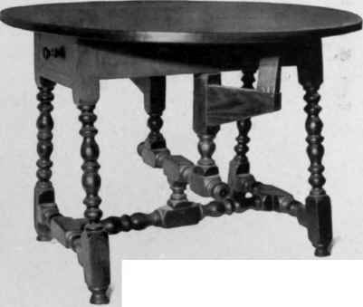 Turned Table with leaves, last quarter seventeenth century.
