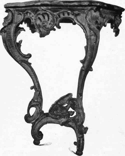 CONSOLE. Epoch Louis XV. Carnavalet Museum, Paris.