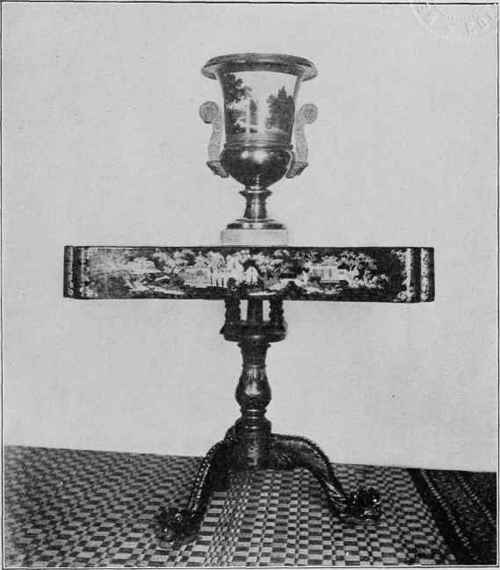 LACQUERED TABLE.