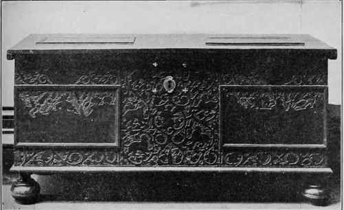 OLIVE WOOD CHEST.