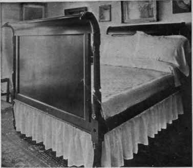 Bedstead with High Head and Foot board, Akin to Gondola or Sleigh Type.
