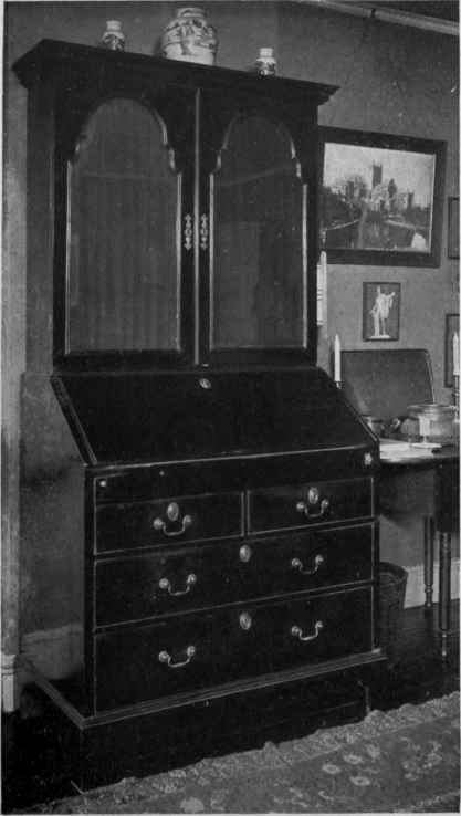 QUEEN ANNE WALNUT BUREAU BOOKCASE.