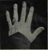NARROW AND LONG NAILS