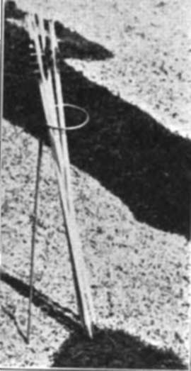 A Simple Ground Quiver Can Be Made From Heavy Wire