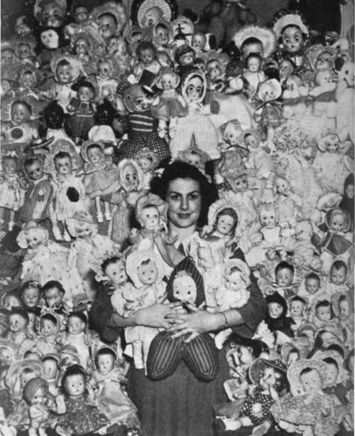 Telephone Girls In New York City Made Thousands Of Dolls' Dresses For Poor Children