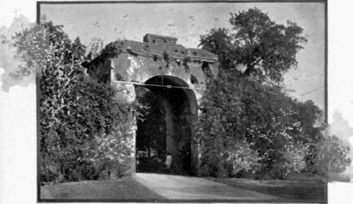 The Baillie Gate, Lucknow