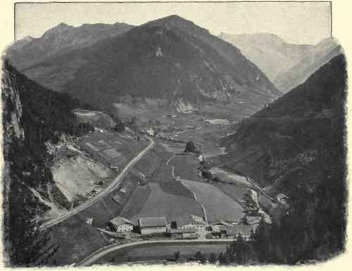 Ra1lway And Carriage Road Along The Brenner.